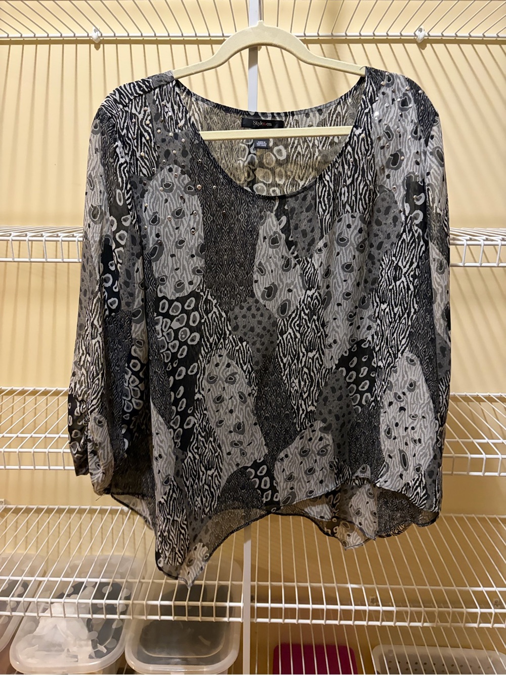 Style & Co. Black and Gray Patterned Scoop-Neck Blouse